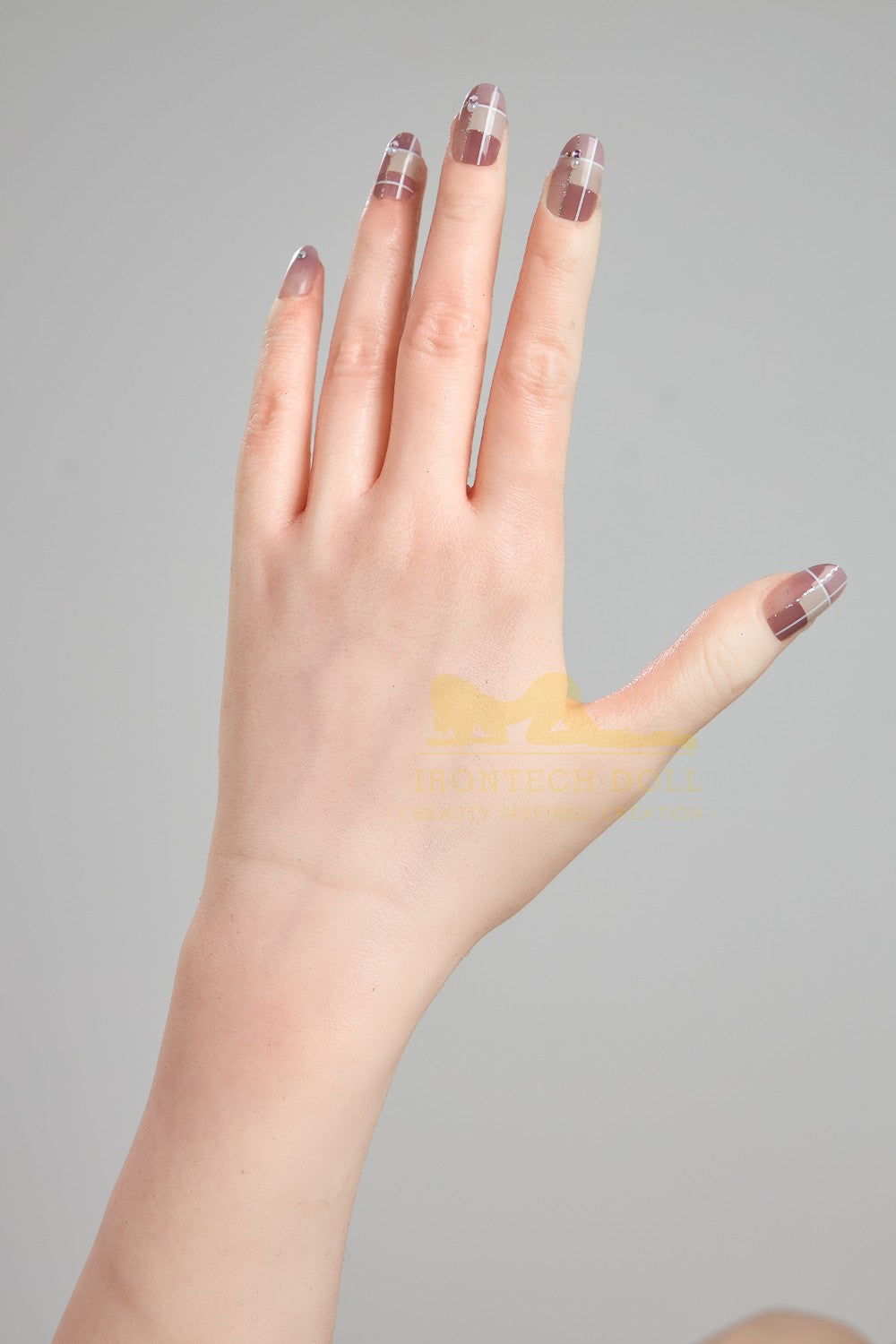 Ni sexdukke (Irontech Doll 161 cm B-cup T3 silikon)