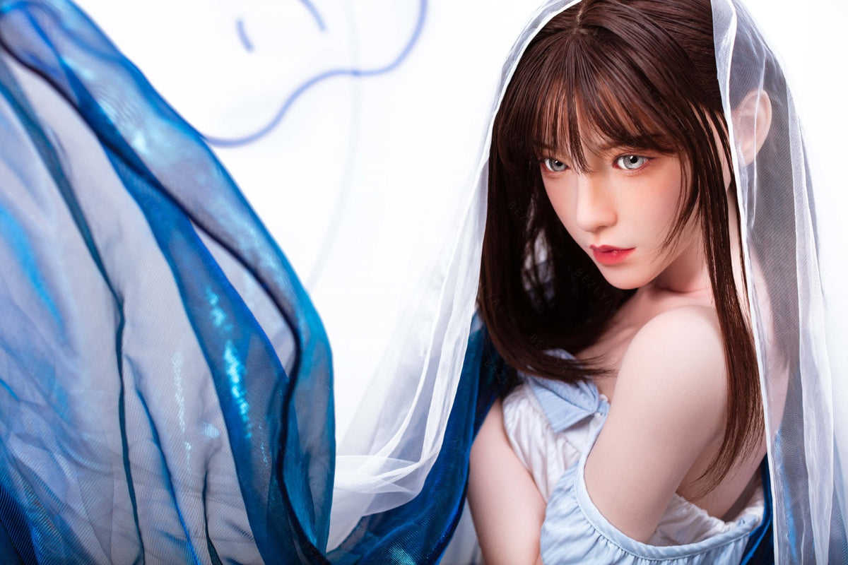 Iris sexdukke (Bezlya Doll 150 cm B-cup 2.1 Silikon)