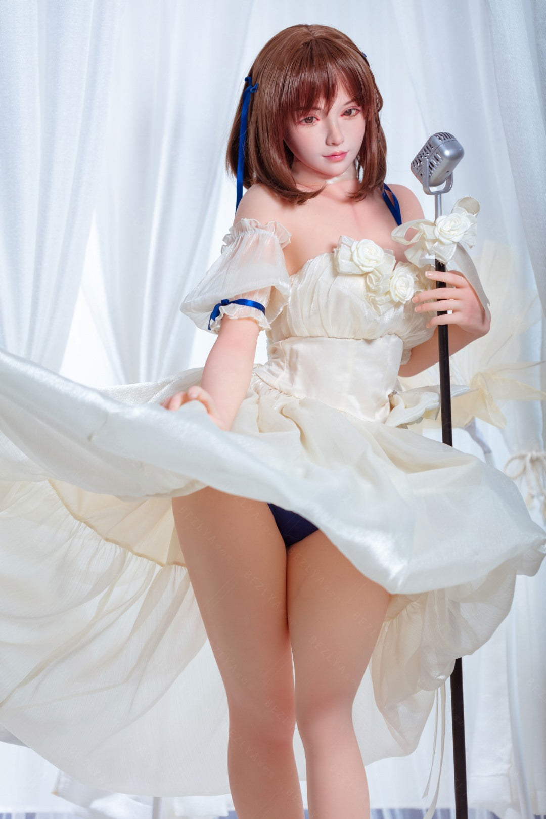 Holly sexdukke (Bezlya Doll 155 cm B-cup 2.0 TPE+silikon)