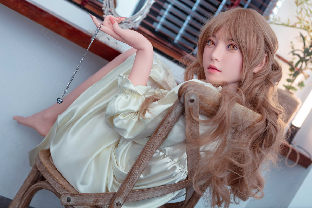 Iris sexdukke (Bezlya Doll 160 cm C-cup 2.1 Silikon)