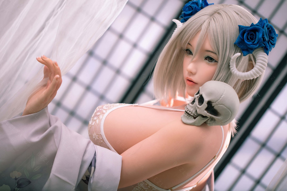 Cyrtenthera sexdukke (Bezlya Doll 160 cm G-cup 2.1 Silikon)