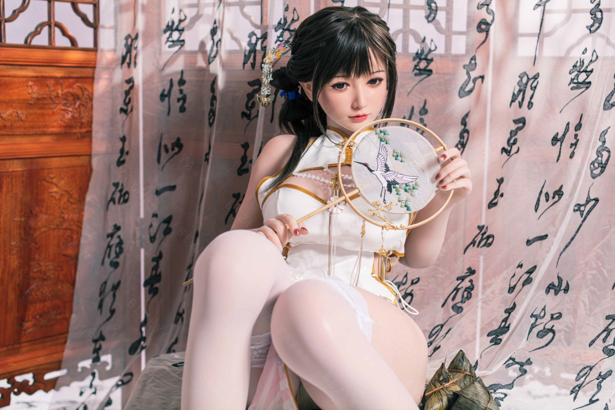 Platycodon sexdukke (Bezlya Doll 155 cm E-cup 2.2CF silikon)