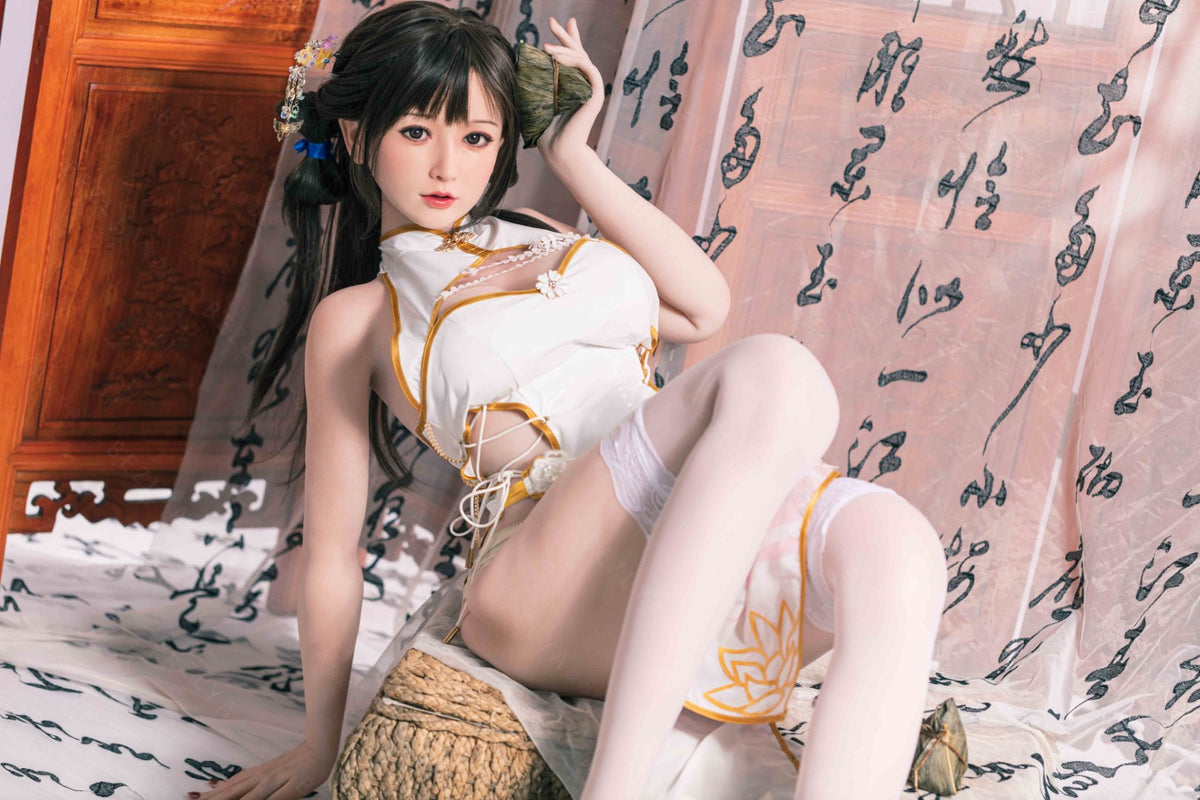 Platycodon sexdukke (Bezlya Doll 155 cm E-cup 2.2CF silikon)