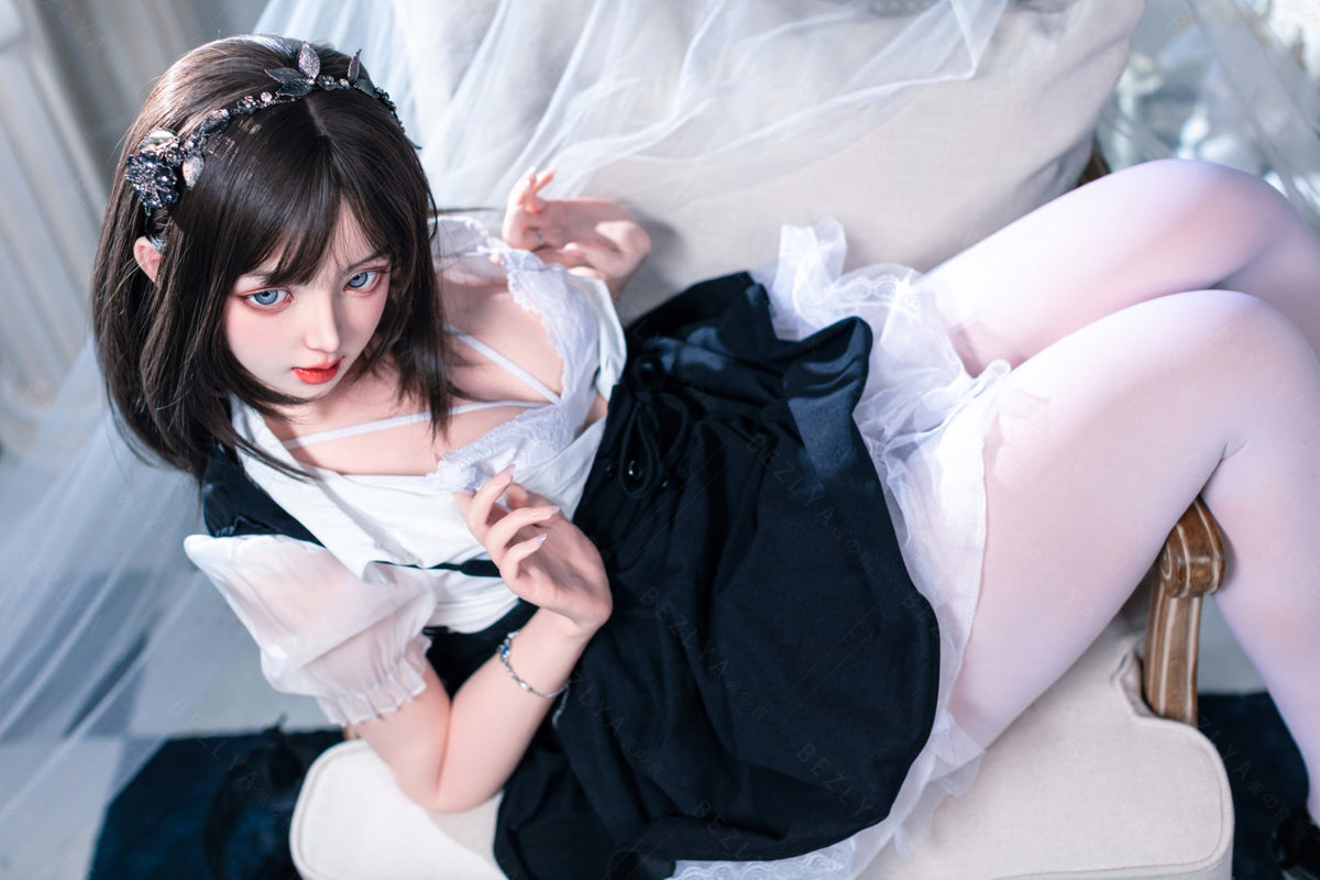 Convallaria sexdukke (Bezlya Doll 155 cm B-cup 2.1 Silikon)