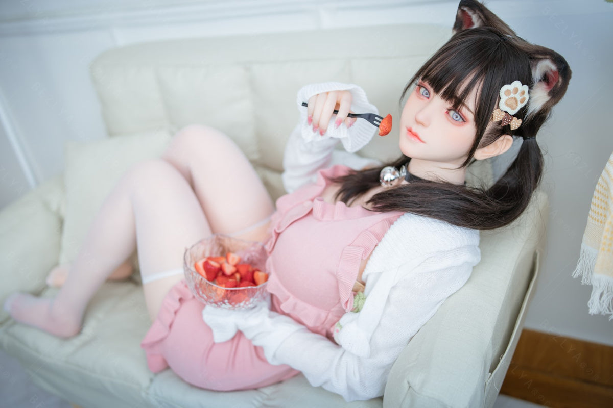 Campanula sexdukke (Bezlya Doll 155 cm F-cup 2.0 TPE+silikon)