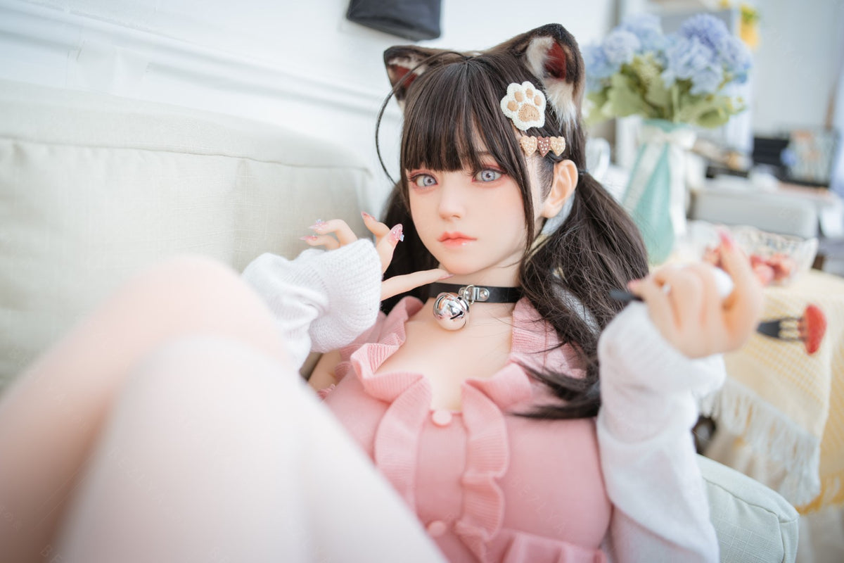 Campanula sexdukke (Bezlya Doll 155 cm F-cup 2.0 TPE+silikon)