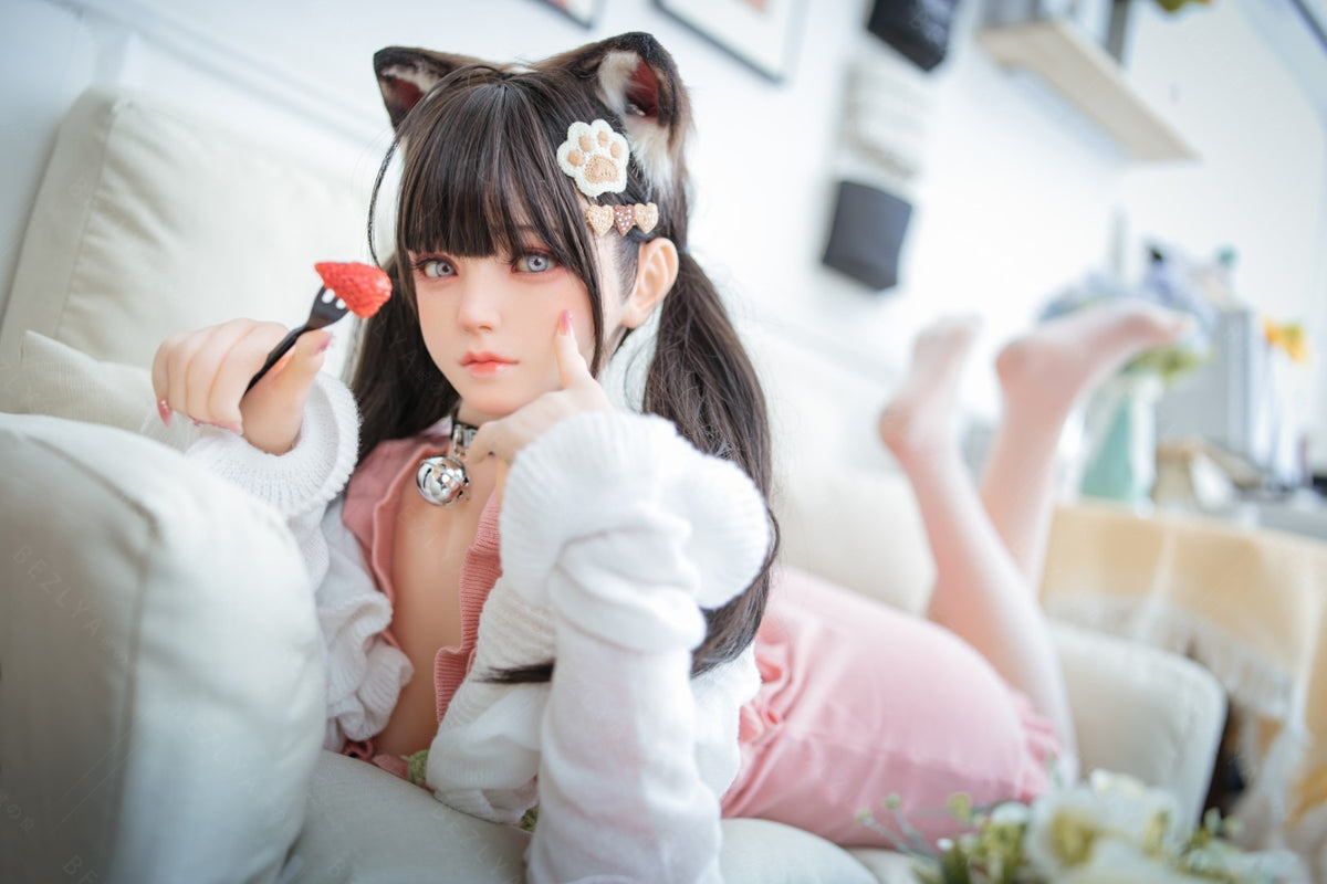 Campanula sexdukke (Bezlya Doll 155 cm F-cup 2.0 TPE+silikon)