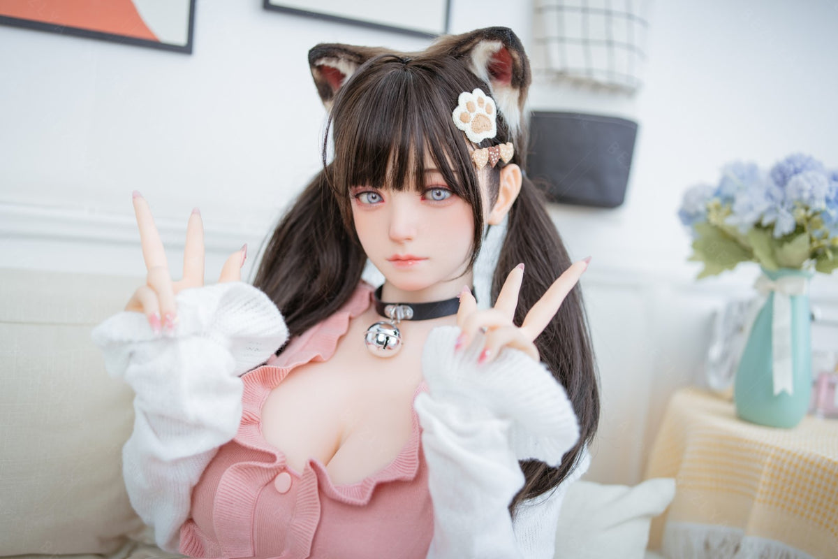 Campanula sexdukke (Bezlya Doll 155 cm F-cup 2.0 TPE+silikon)