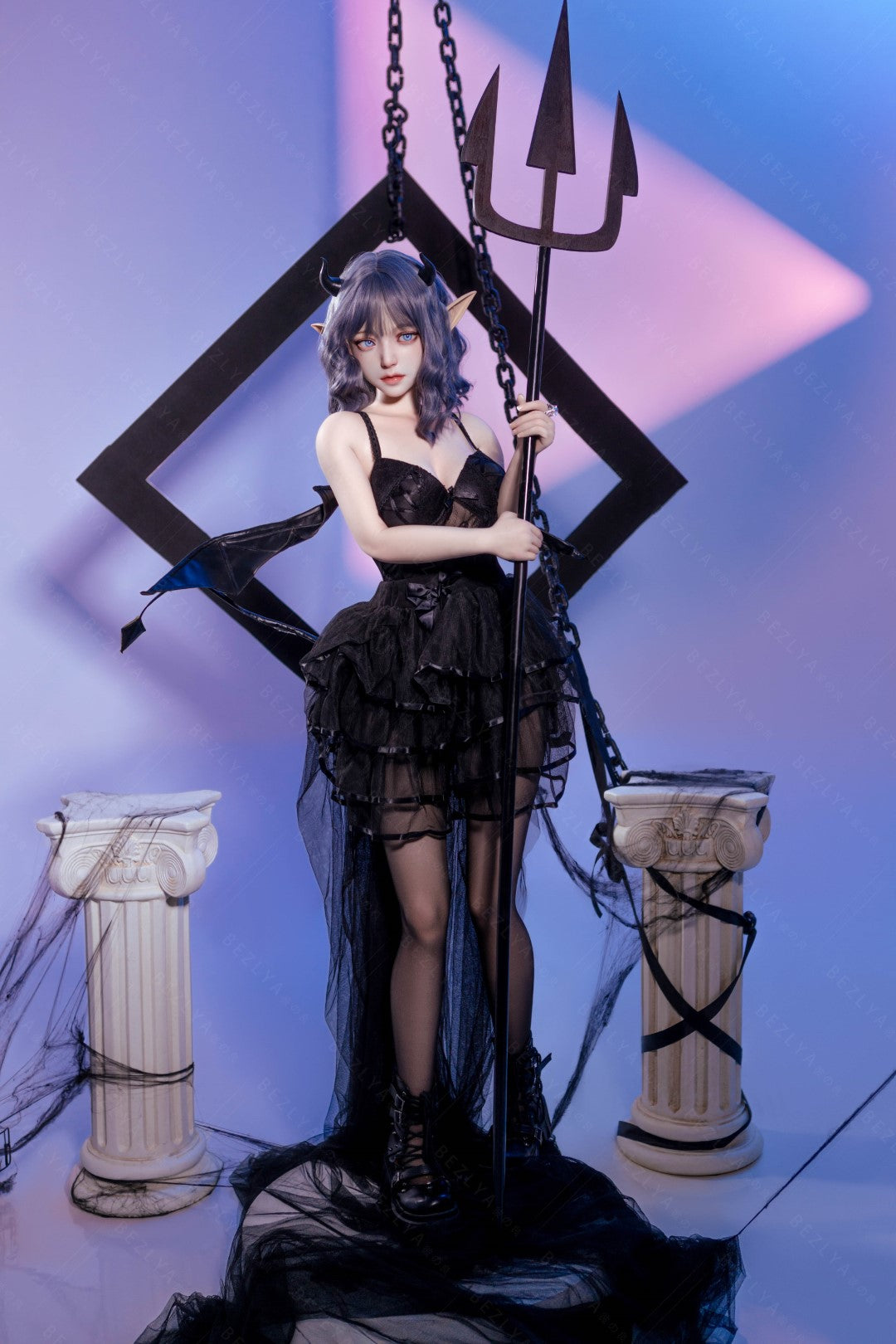 Campanula sexdukke (Bezlya Doll 149 cm D-cup 2.1 Silikon)