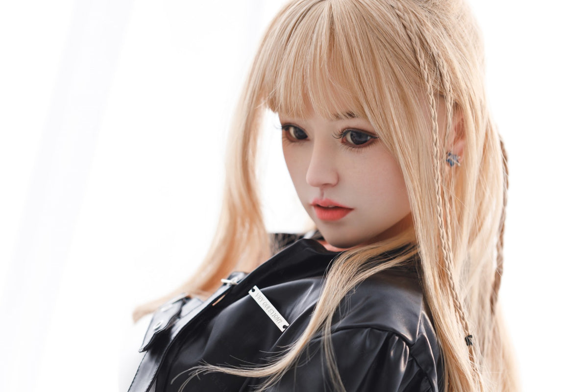 Hortensia sexdukke (Bezlya Doll 156 cm B-cup 2.1 Silikon)