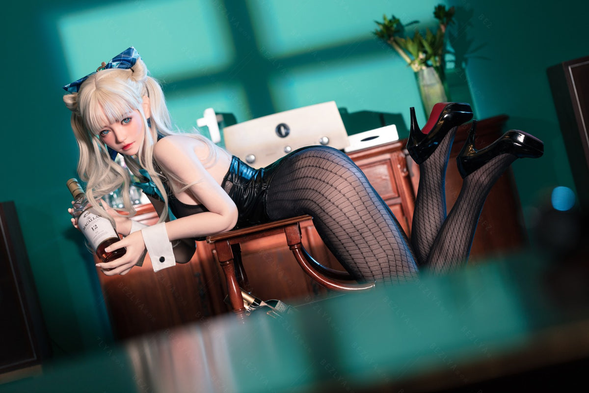 Oleander sexdukke (Bezlya Doll 155 cm E-cup 2.2CF silikon)