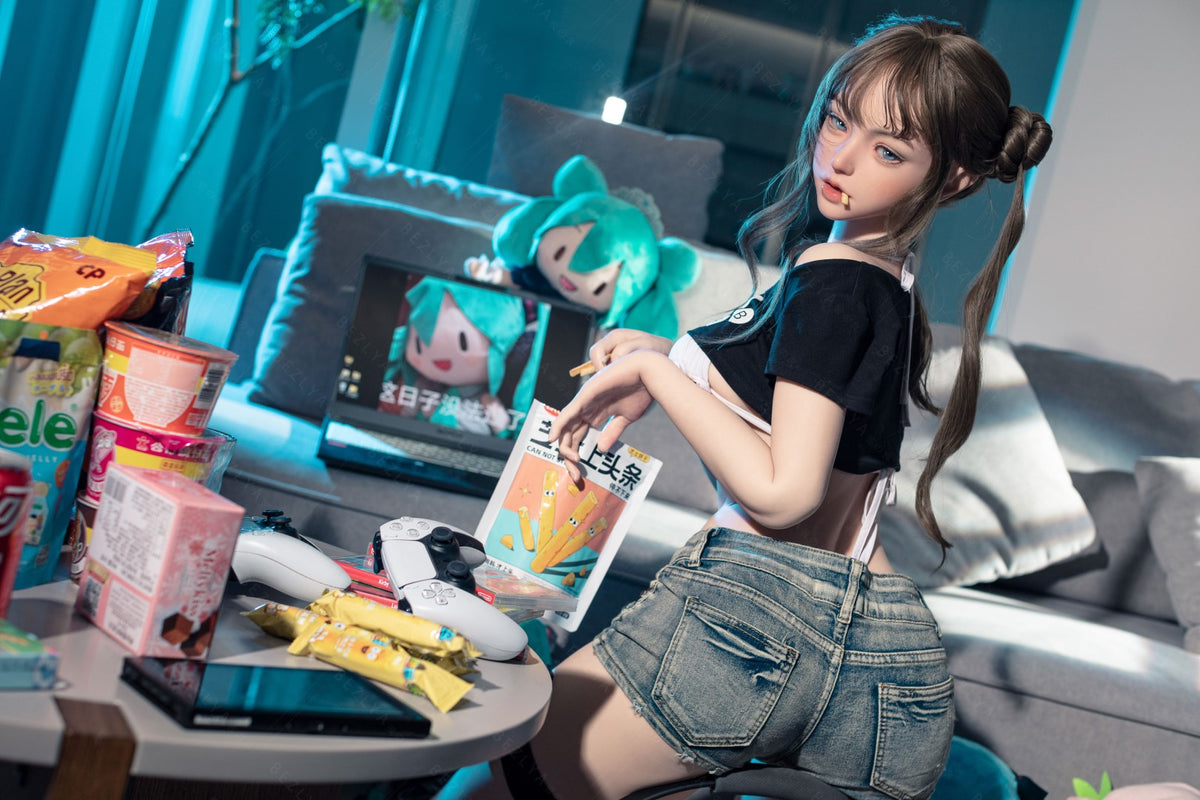 Campanula sexdukke (Bezlya Doll 155 cm E-cup 2.2CF silikon)