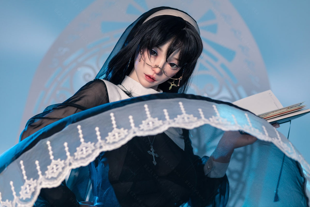 Albizia sexdukke (Bezlya Doll 168 cm F-cup 2,2U silisium)