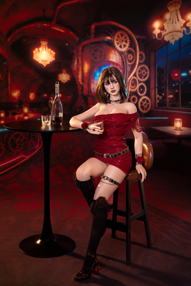 Mika sexdukke (Top Fire Doll 165 cm C-cup T58 silikon)