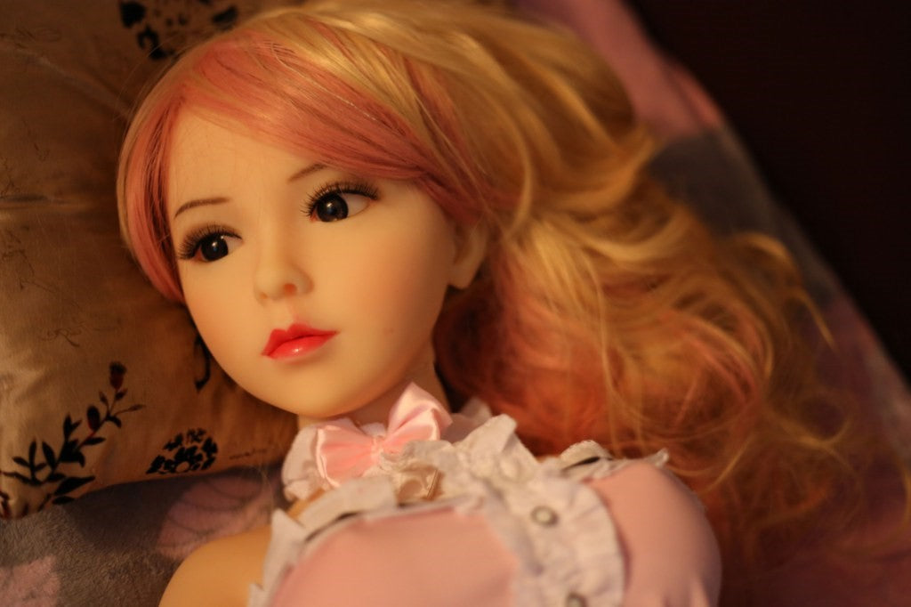 Lily sexdukke (WM-Doll Classic Mini 100cm d-cup #103 TPE)