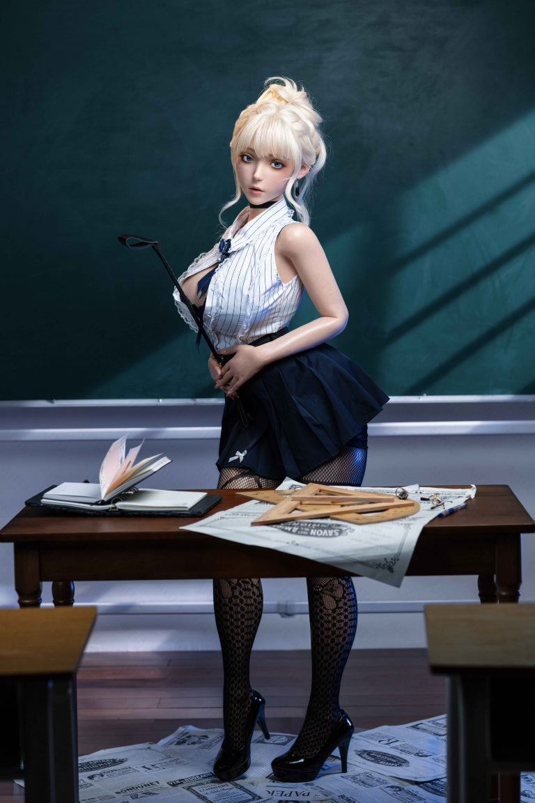 Fiolett sexdukke (AITIA dukke 157 cm F-cup 2.2CF silikon)