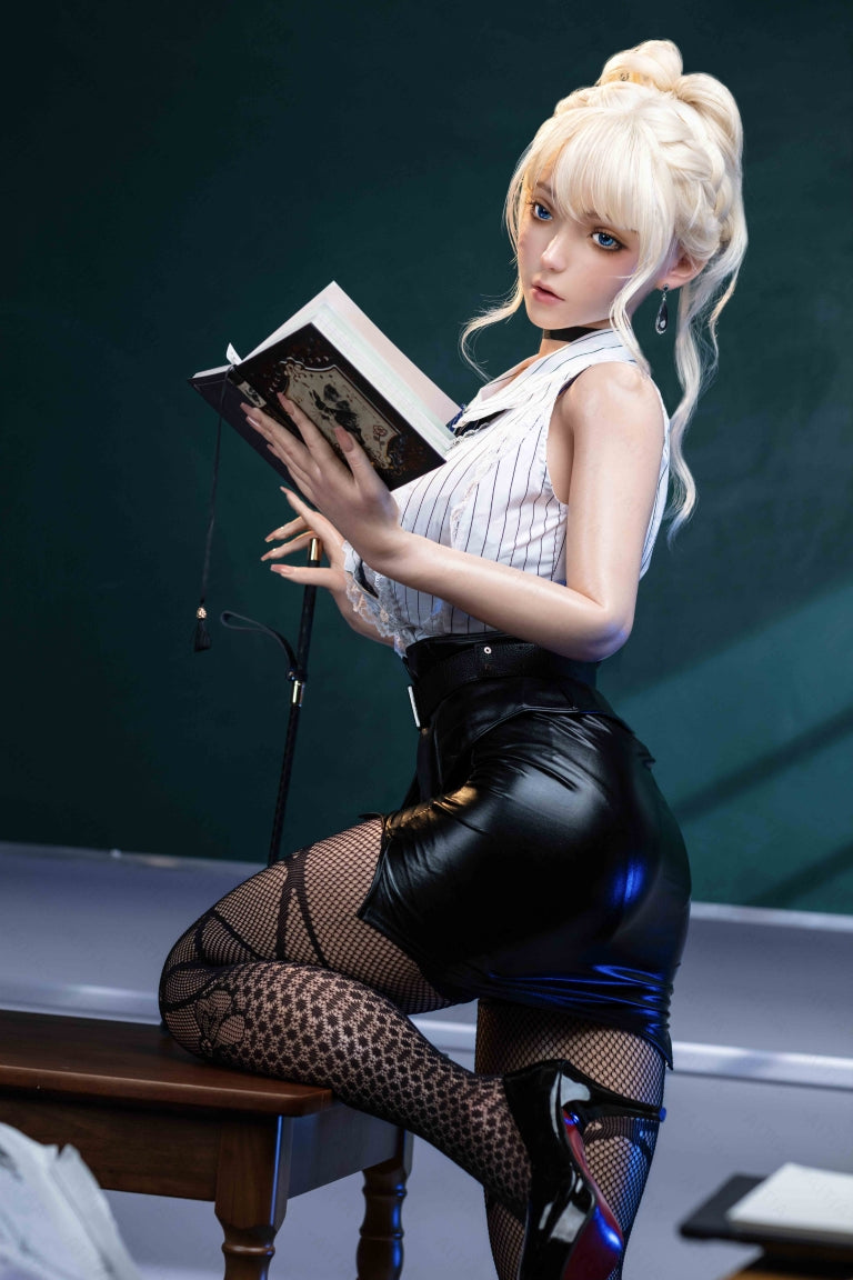 Fiolett sexdukke (AITIA dukke 157 cm F-cup 2.2CF silikon)