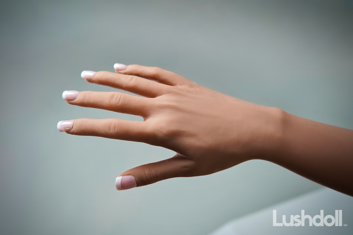 Mia sexdukke (Lushdoll 172 cm H-cup #23 TPE)