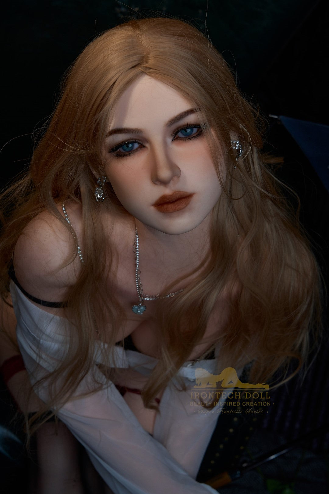 Flora sexdukke (Irontech Doll 164cm e-cup S38 silikon)