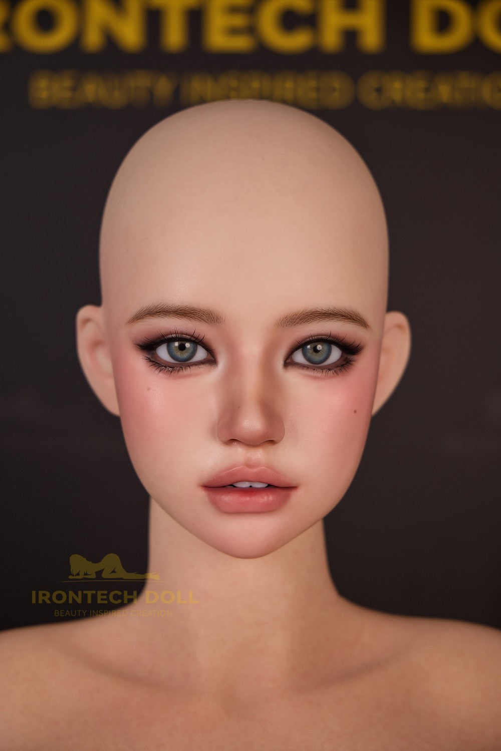Evie Sexdocka (Irontech Doll 161cm F-Kupa T4 Silikon)