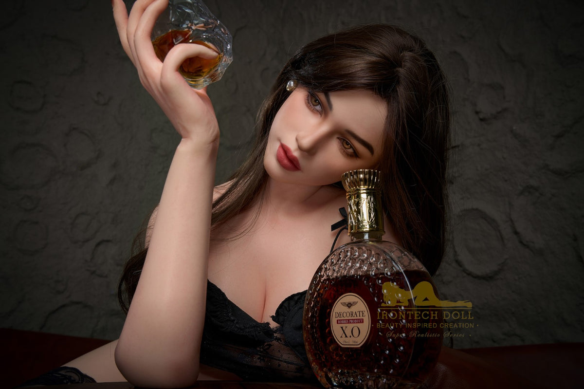 Sylvia sexdukke (Irontech Doll 166 cm C-cup S42 silikon)