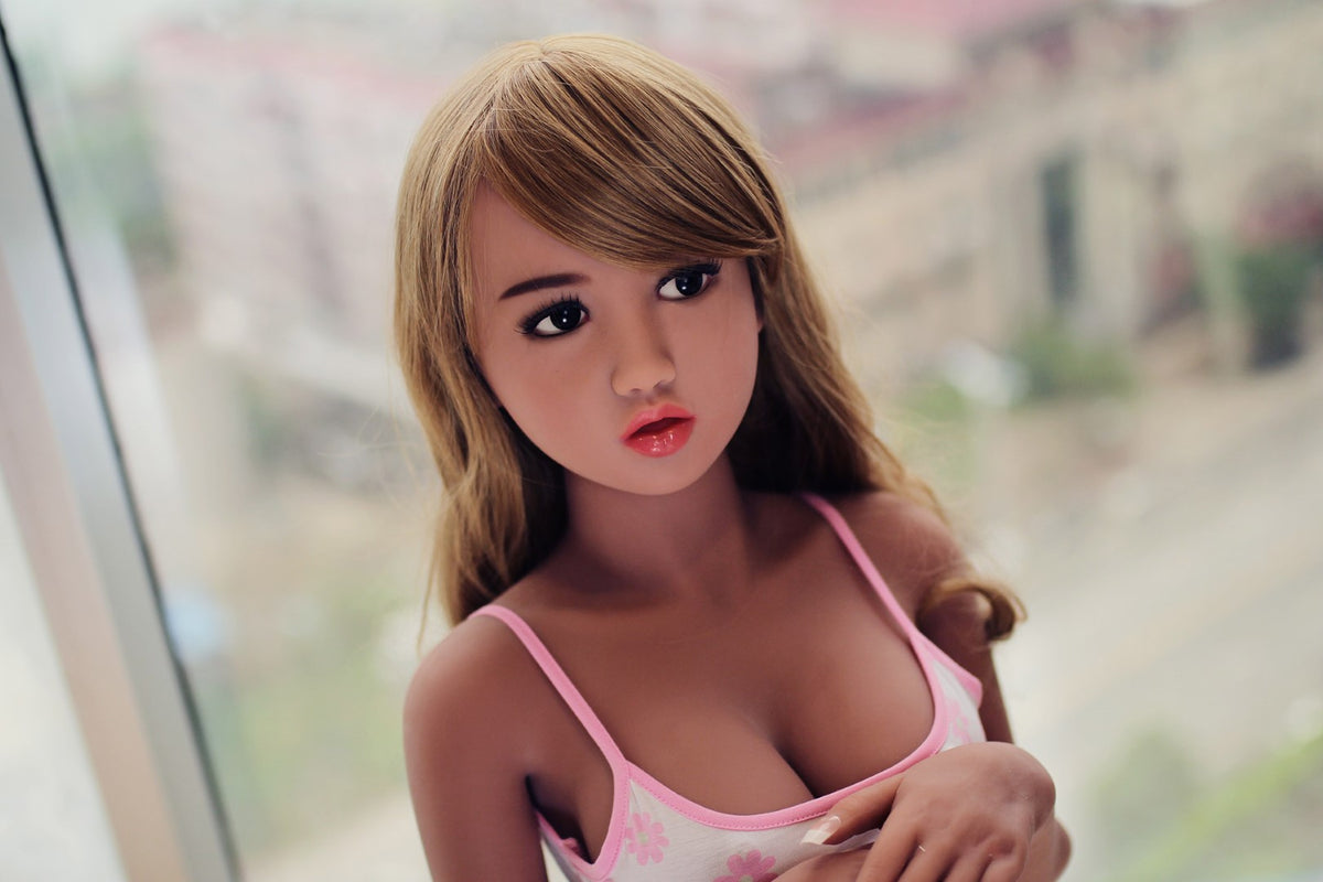 Alex sexdukke (WM-Doll Classic 136 cm D-cup #107 TPE)
