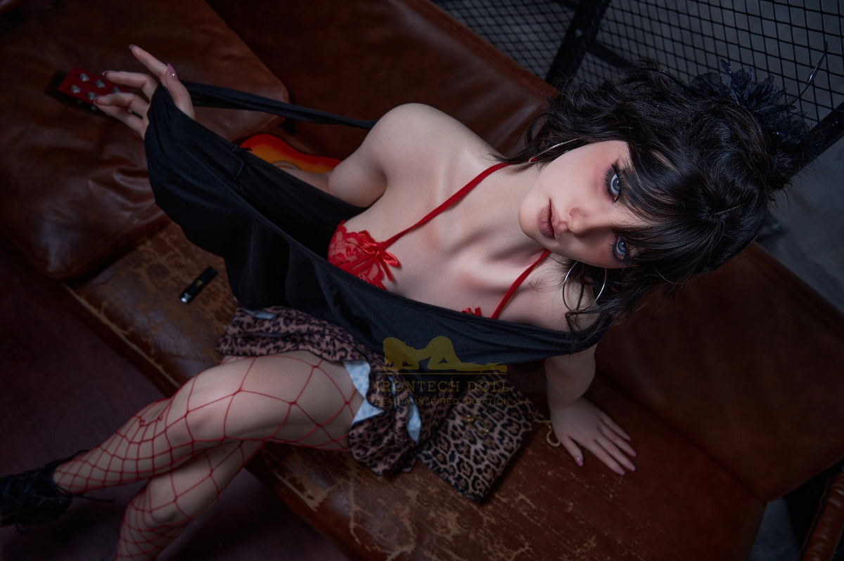 Molly sexdukke (Irontech Doll 169 cm C-cup S44 silikon)