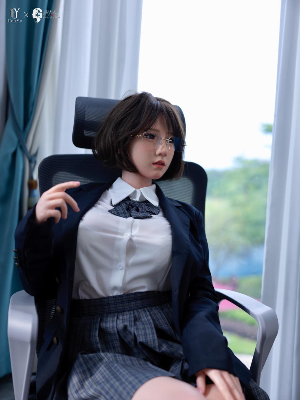 sexdukke Elle (HouYu Doll 150cm F-cup silikon)