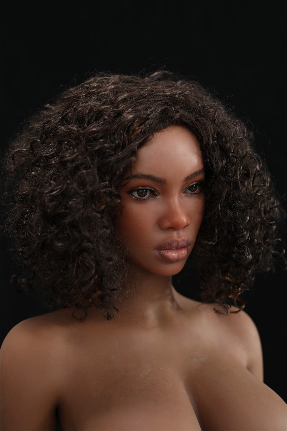 Akosia sexdukke (Irontech Doll 164cm g-cup S33 TPE+silikon)