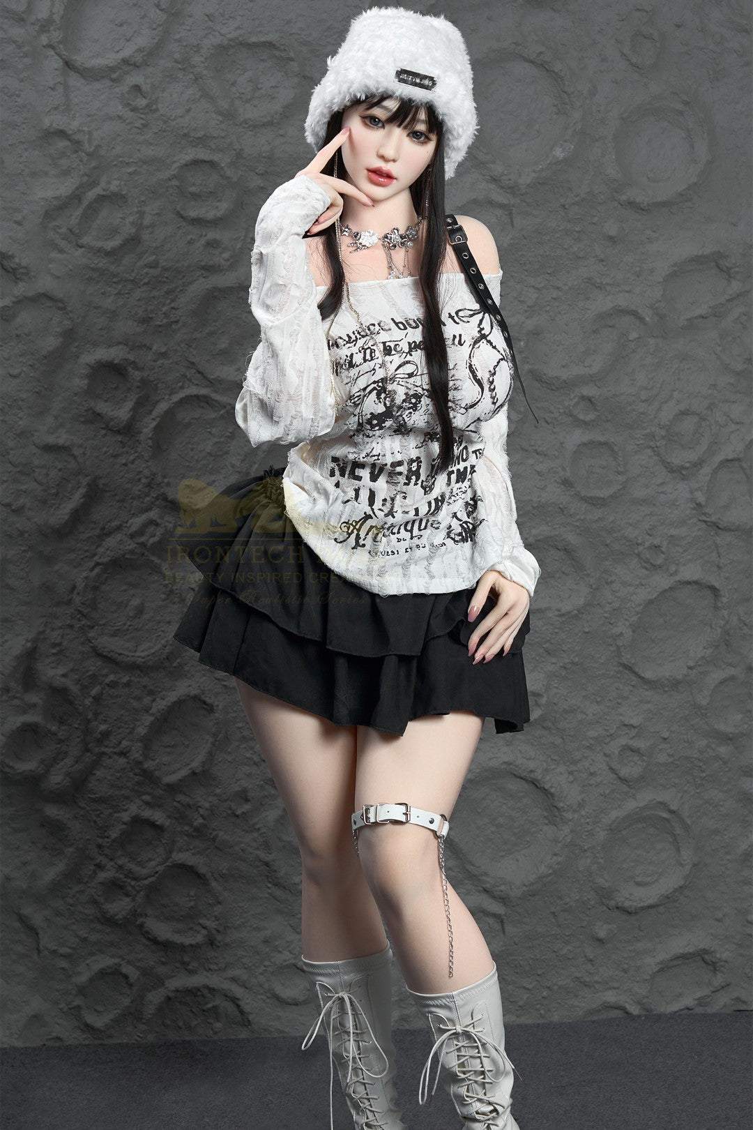 Yuna sexdukke (Irontech Doll 165 cm F-cup T1-1 silikon)