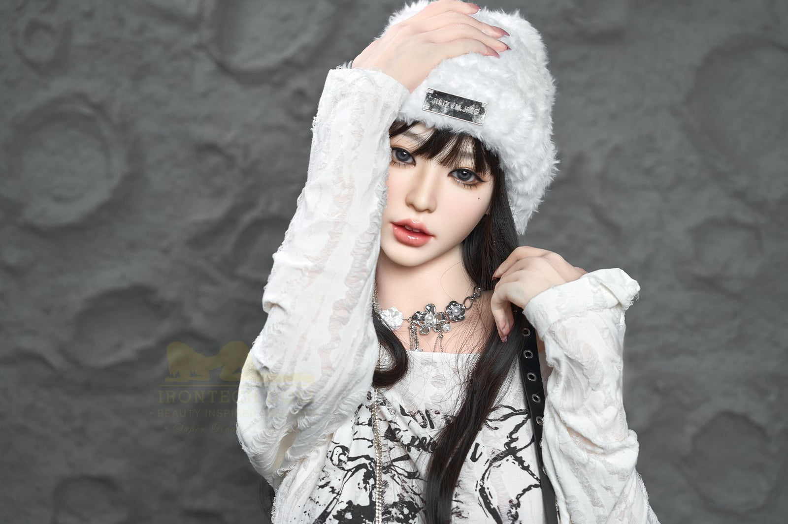 Yuna sexdukke (Irontech Doll 165 cm F-cup T1-1 silikon)