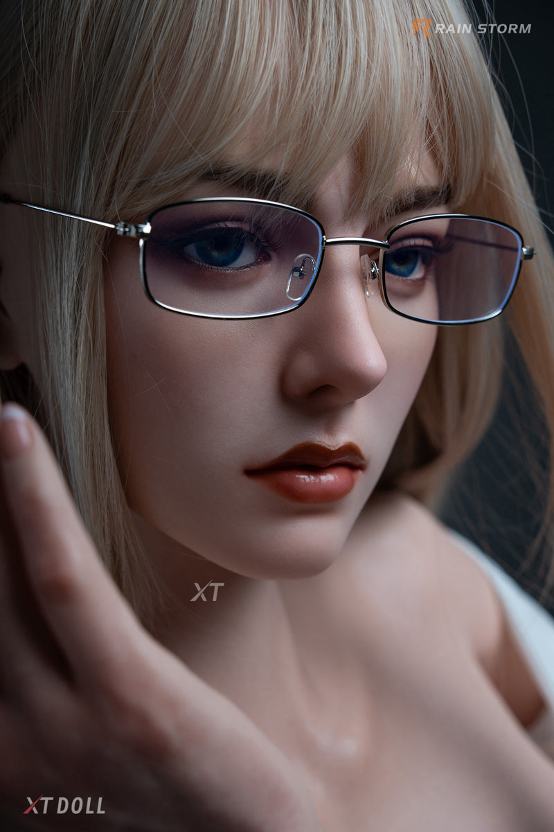 Irina sexdukke (XT Doll 163 cm F-cup #XT-18 silikon)