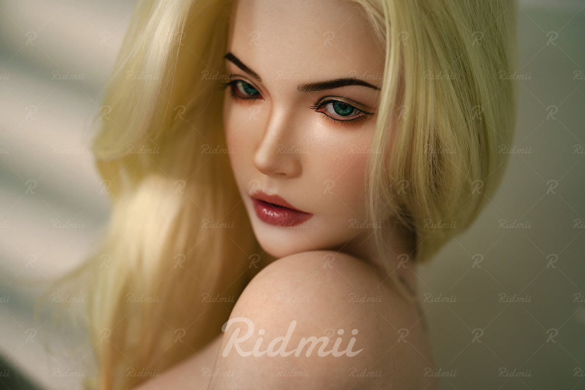 Lumina sexdukke (Ridmii Doll 164 cm C-cup silikon)
