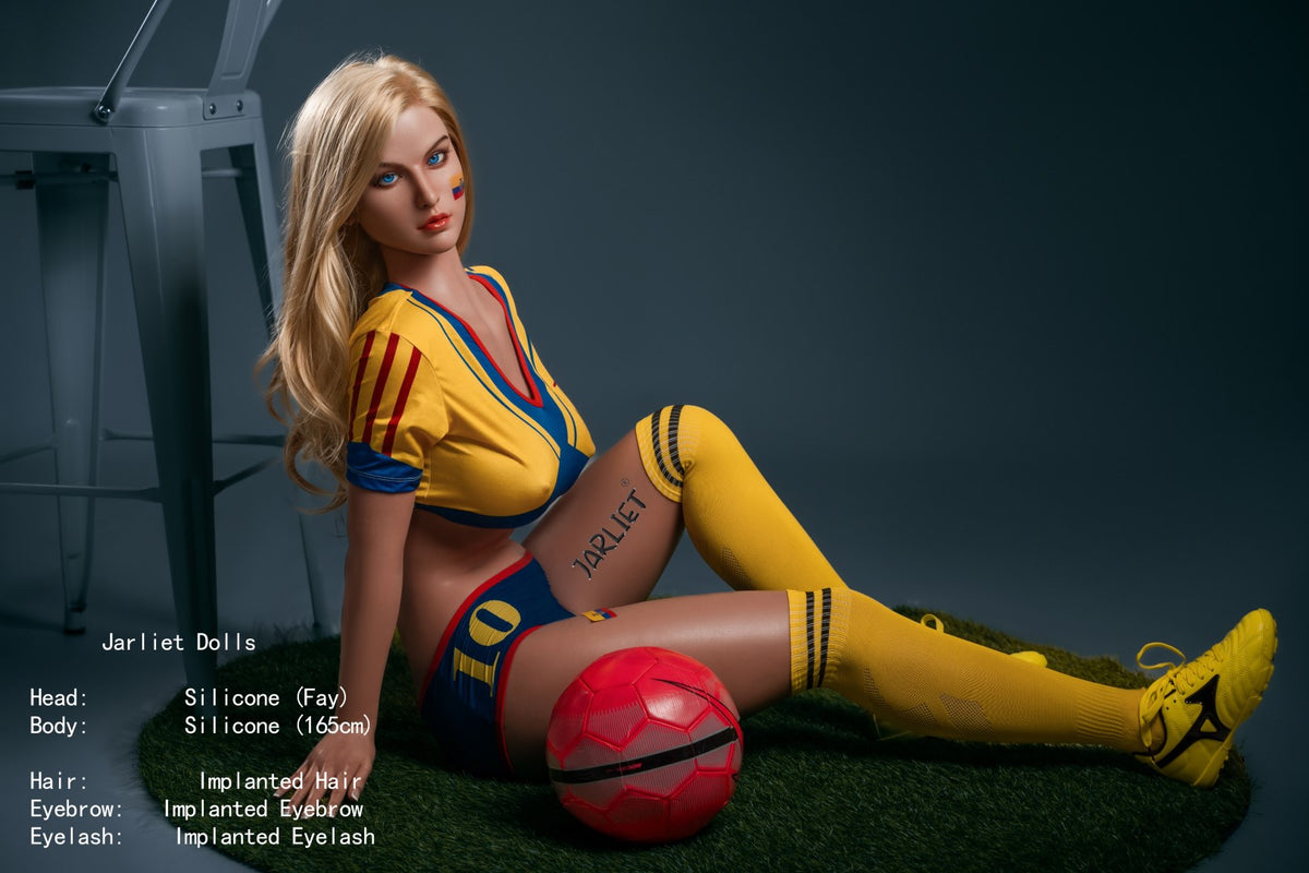 Faye sexdukke (Jarliet 165 cm C-cup silikon)