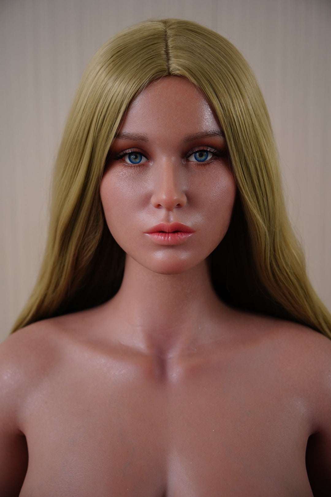 Olena sexdukke (Galatea Doll 162 cm C-cup #059 Silikon)