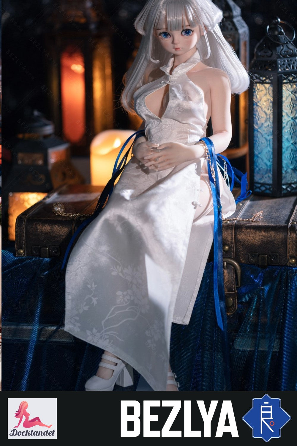 Bezlya Mini-Size antrekk (Bezlya Doll klær)