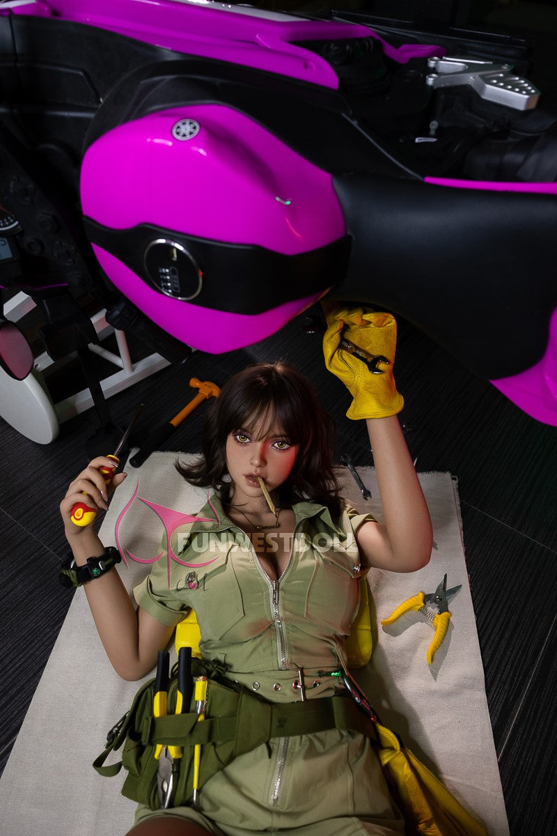 Lily sexdukke (FunWest Doll 162 cm F-cup #036 TPE)