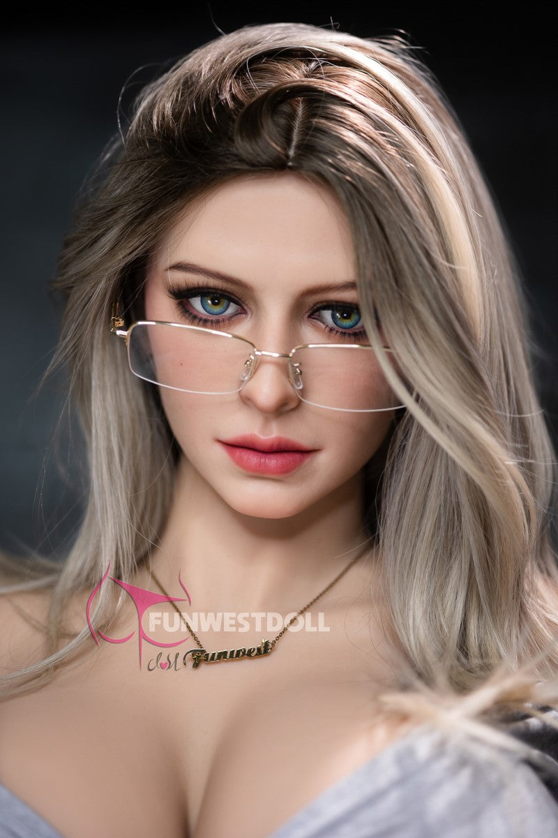 Zoey sexdukke (FunWest Doll 165cm K-cup #034 TPE)