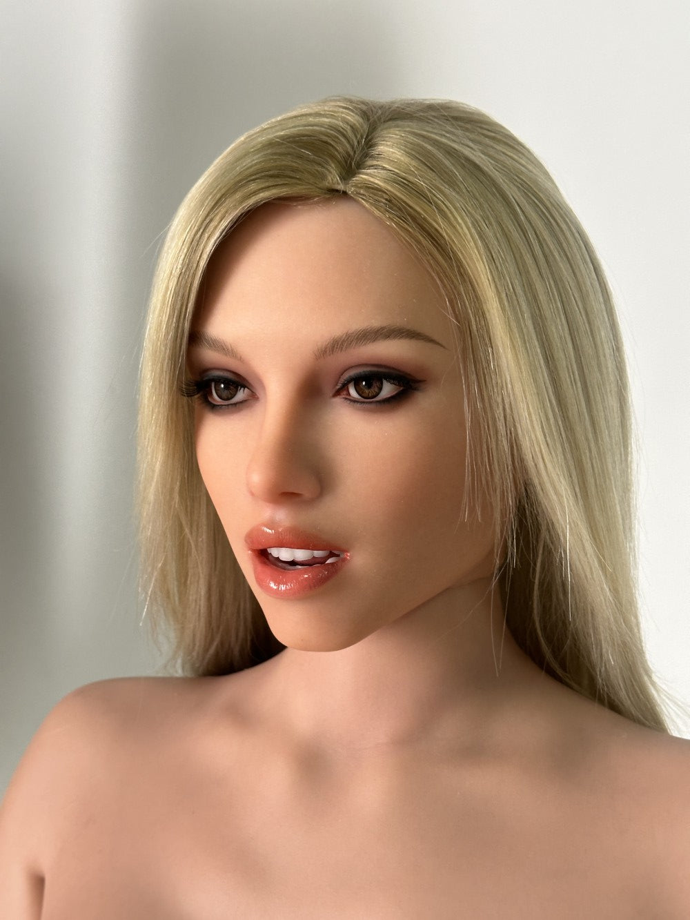 Lily sexdukke (Zelex 170 cm C-cup GE146-1 silikon)