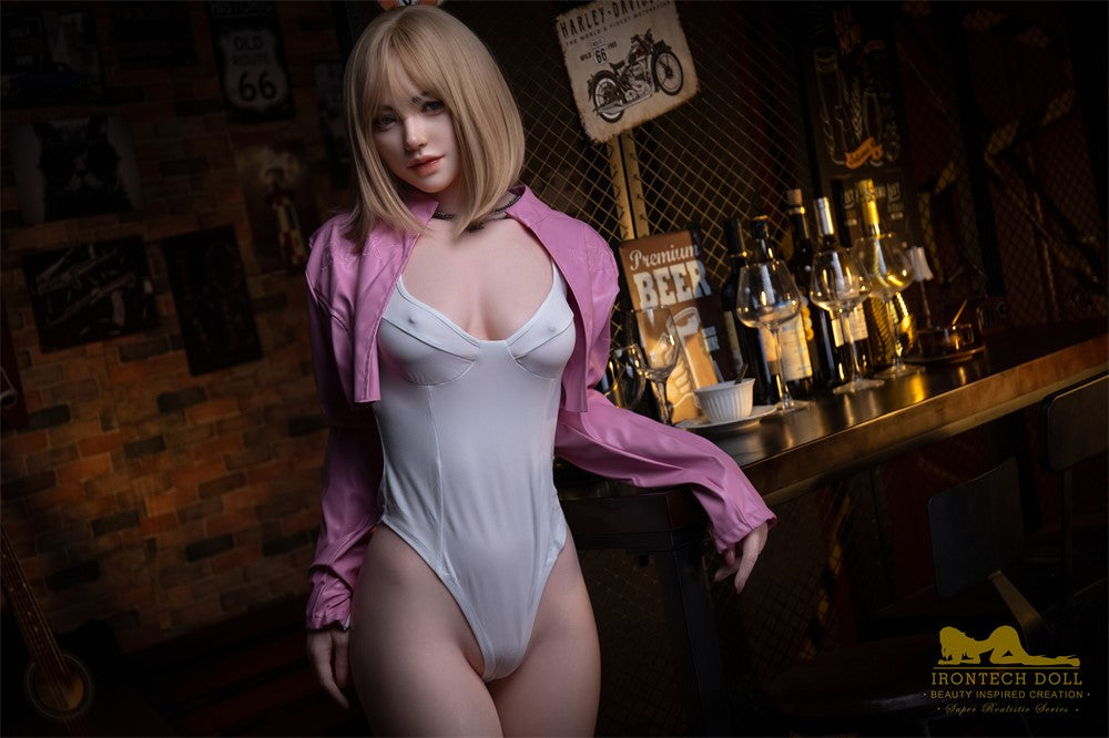 Layla sexdukke (Irontech Doll 169cm C-cup S39 silikon)