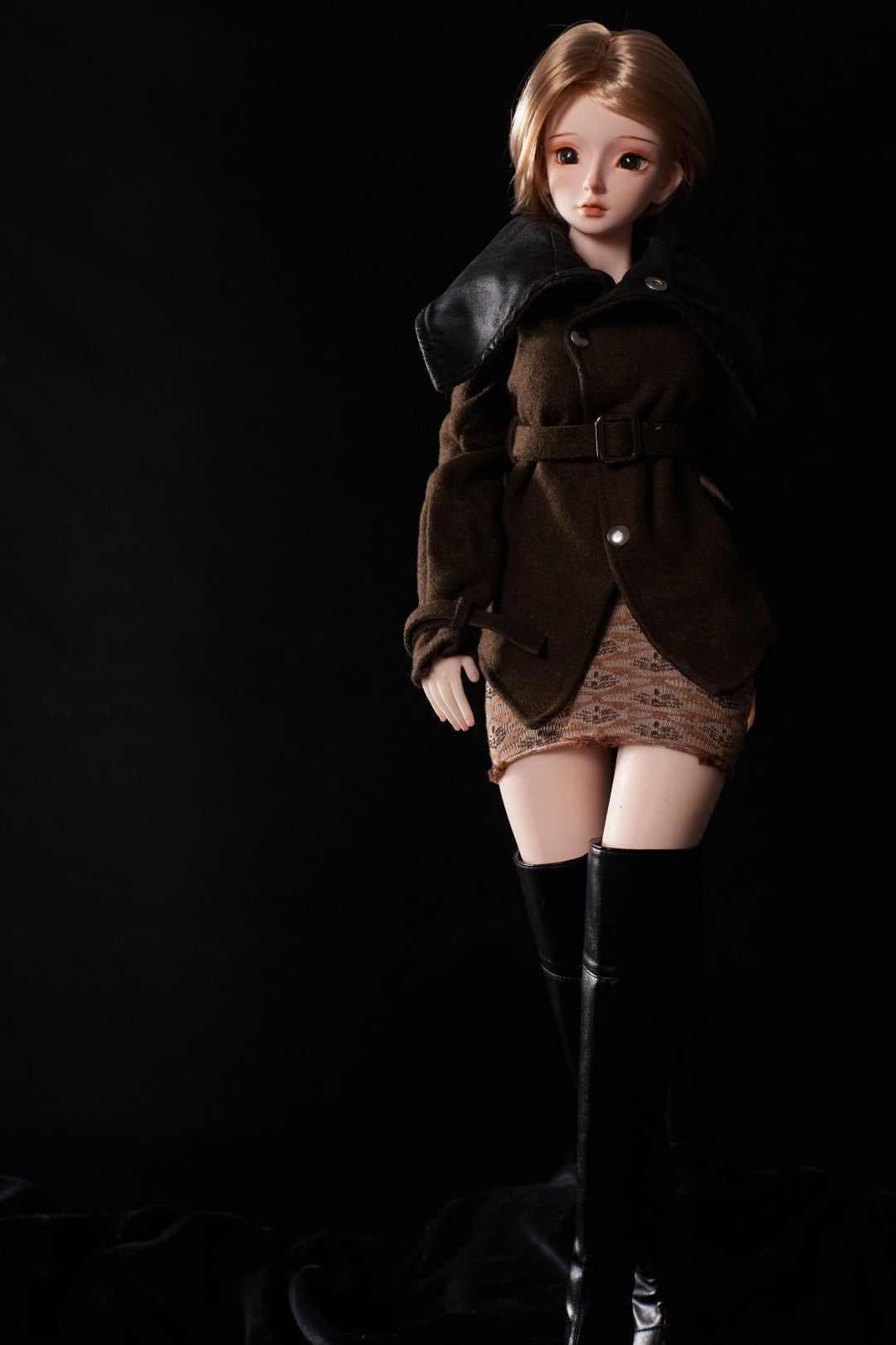 Miyabi sexdukke (Climax Doll Mini 60 cm J-cup silikon)