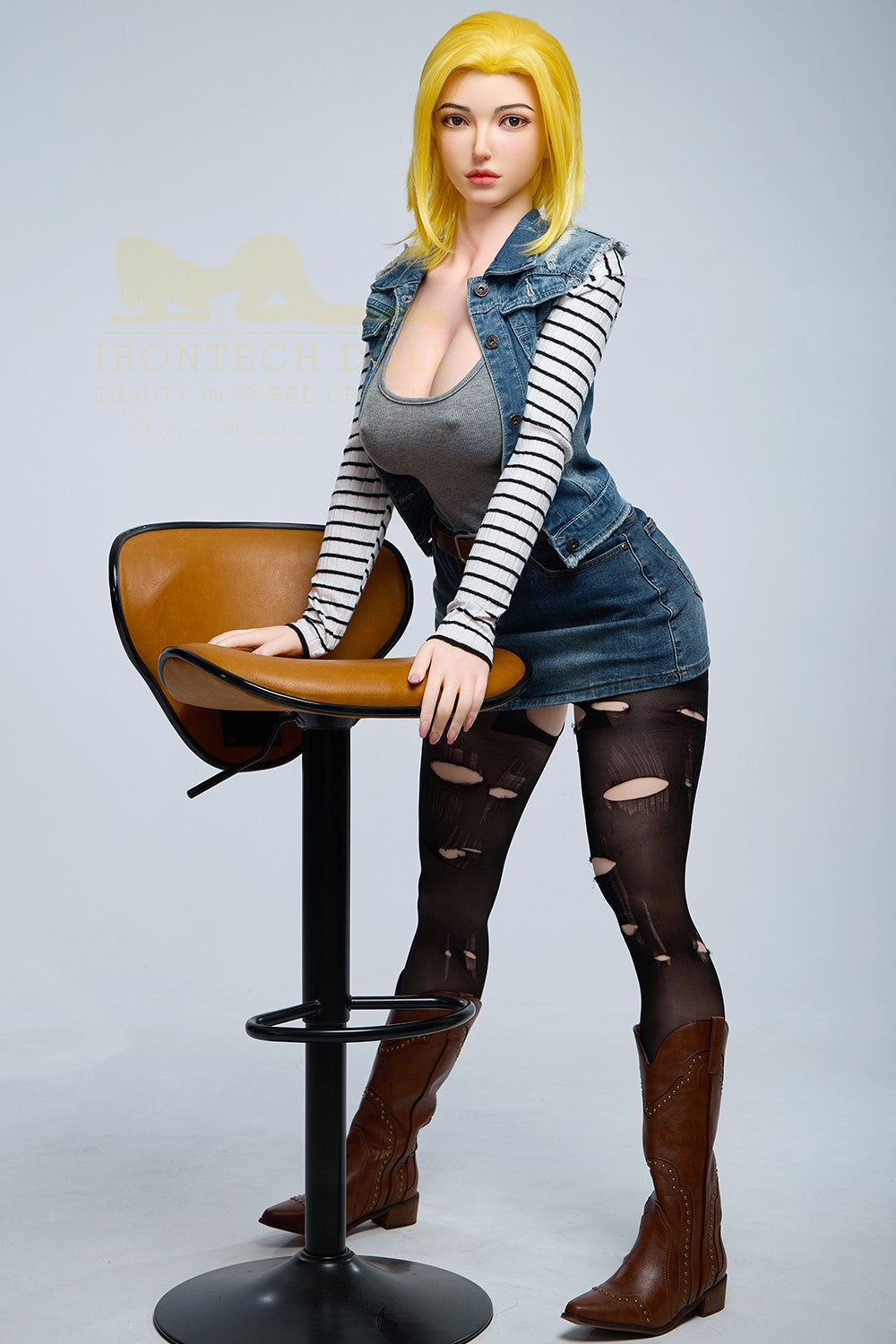 Joline Android 18 sexdukke (Irontech Doll 159 cm G-cup S41 silikon)