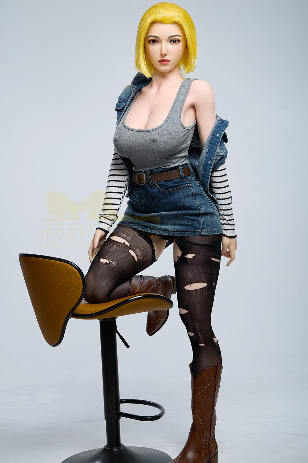 Joline Android 18 sexdukke (Irontech Doll 159 cm G-cup S41 silikon)