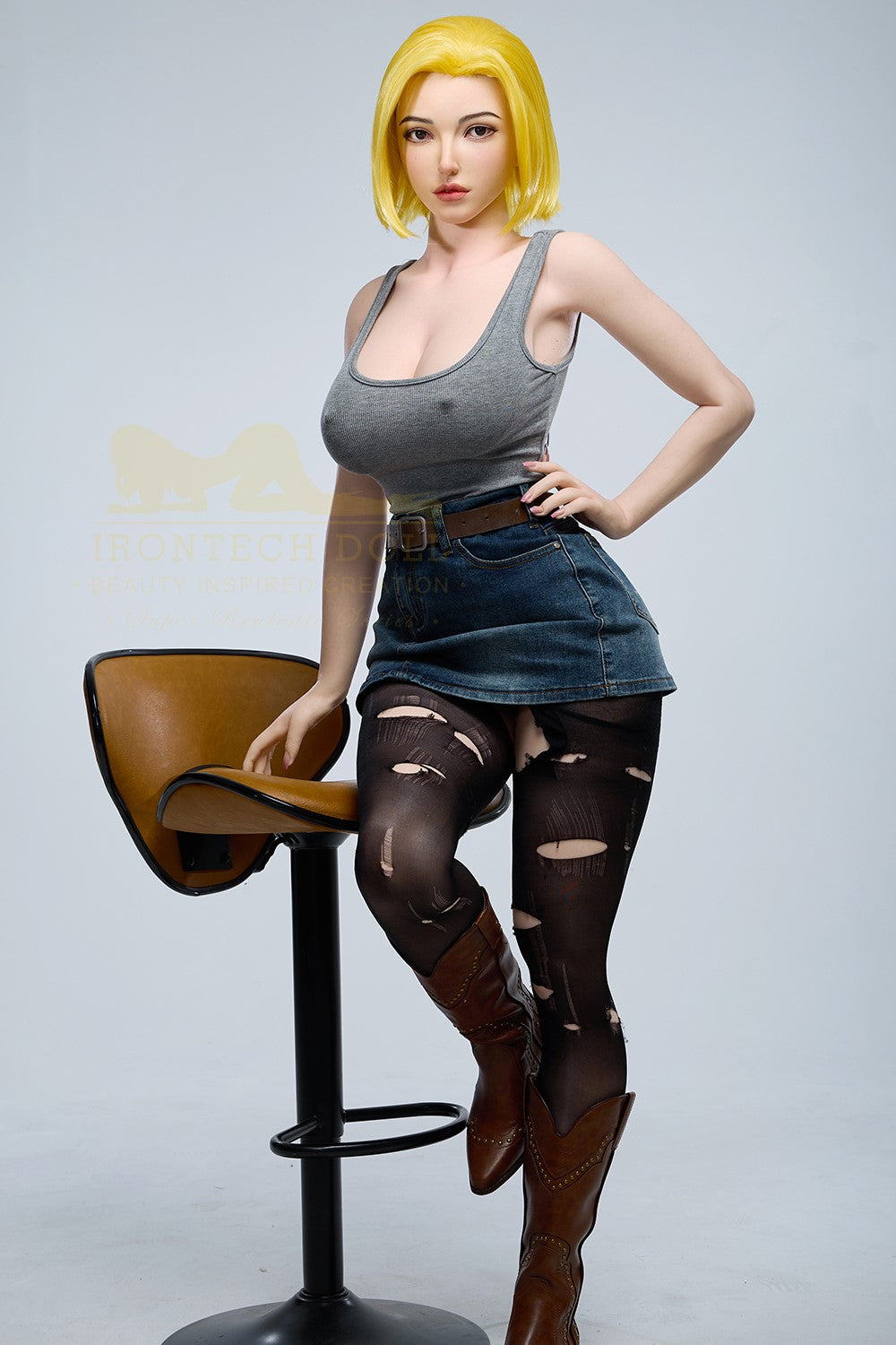 Joline Android 18 sexdukke (Irontech Doll 159 cm G-cup S41 silikon)