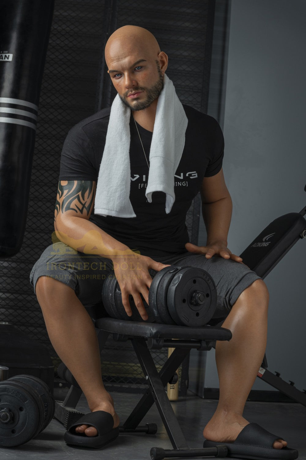 Cliff Jensen Pornostjerne sexdukke (Irontech Doll 190 cm silikon)