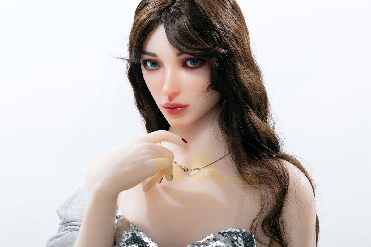 Gia sexdukke (Irontech Doll 162 cm A-cup S47 TPE+silikon)