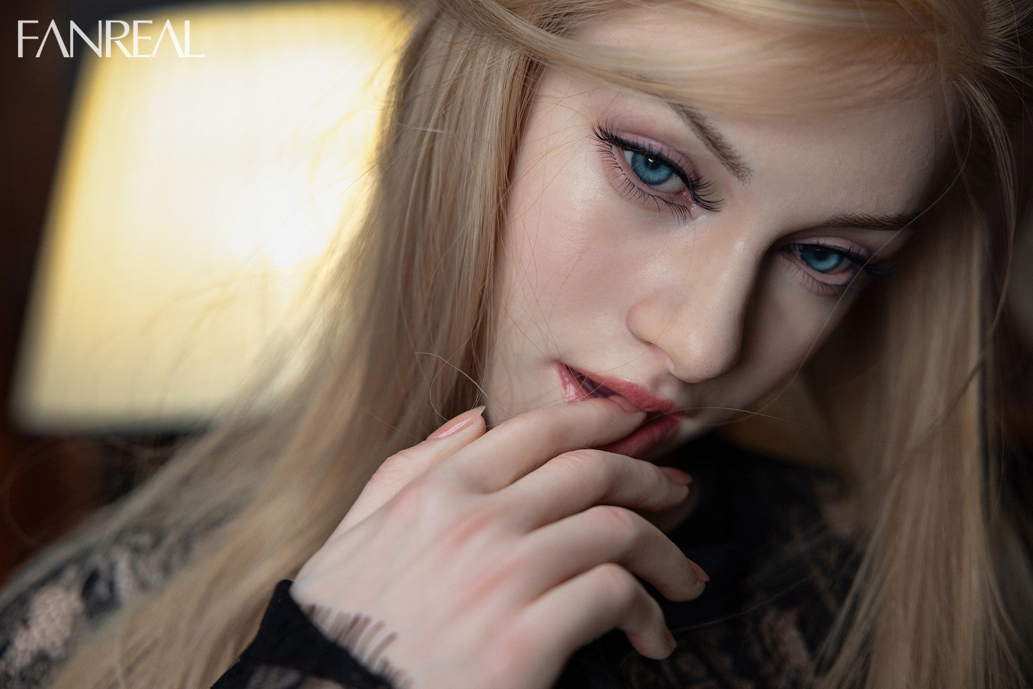 Vanessa sexdukke (FanReal Doll 168cm f-cup Silikon)