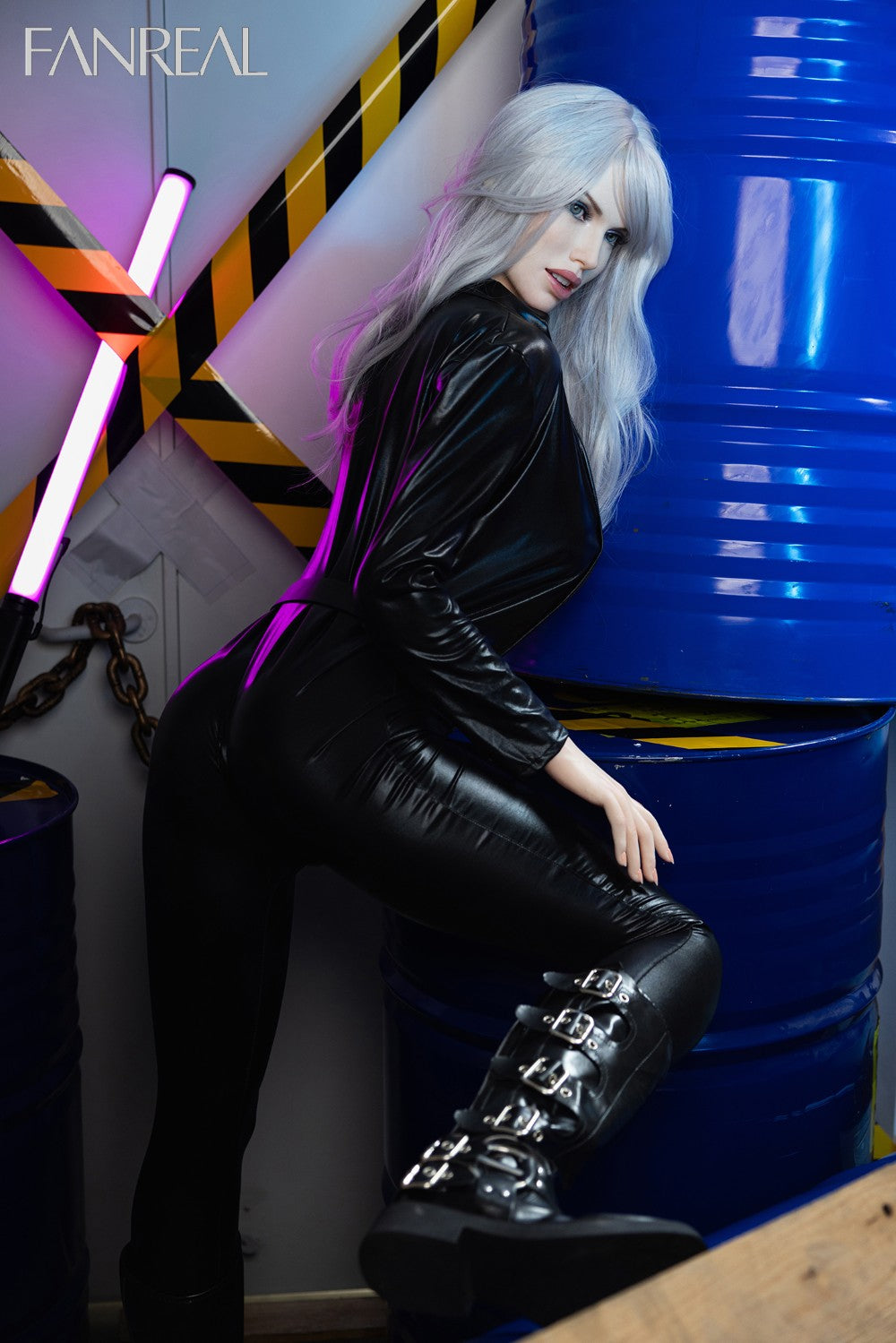 Kelly sexdukke (FanReal Doll 168 cm F-cup silikon)