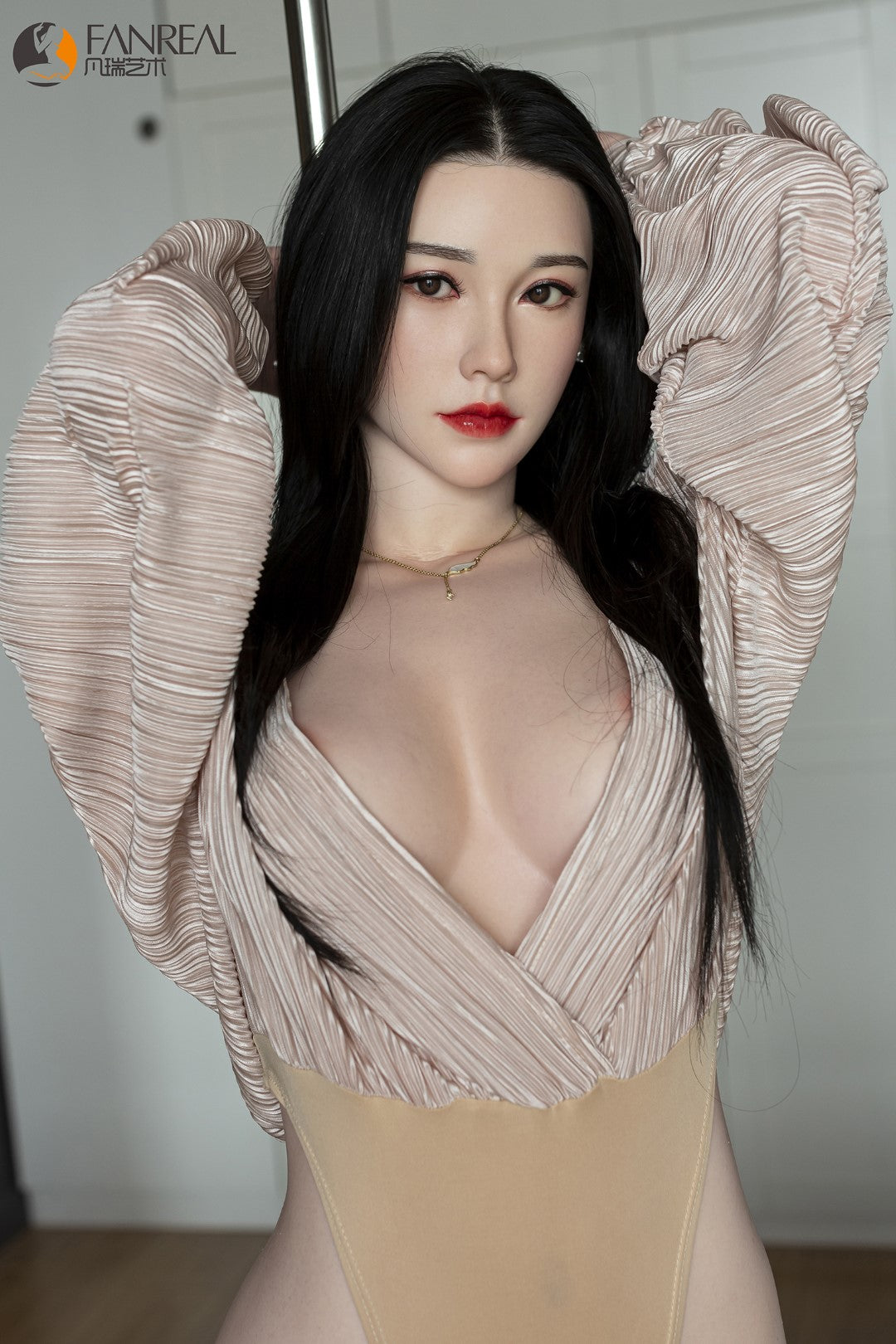 Vivi sexdukke (FanReal Doll 173cm d-cup Silikon)