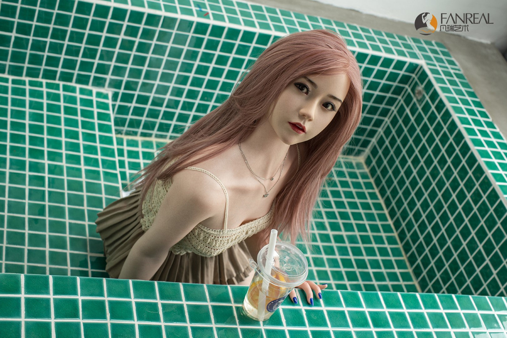 Qian sexdukke (FanReal Doll 158cm B-cup Silikon)